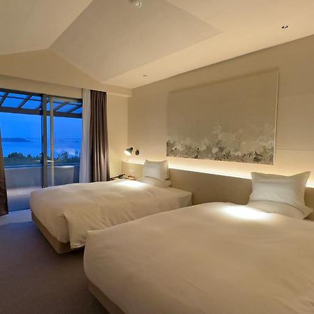 Hotel Anaga Minamiawaji Exteriör bild