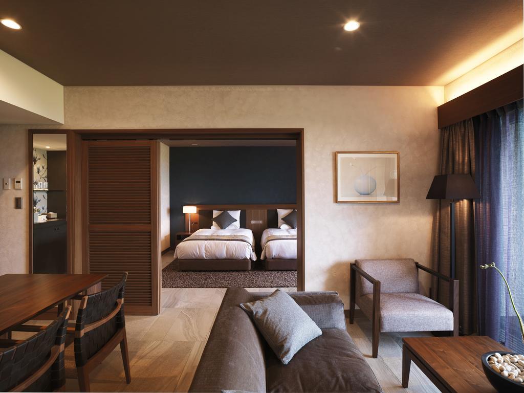 Hotel Anaga Minamiawaji Exteriör bild