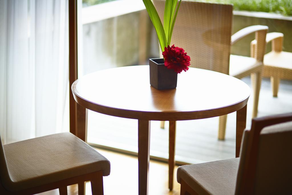 Hotel Anaga Minamiawaji Exteriör bild